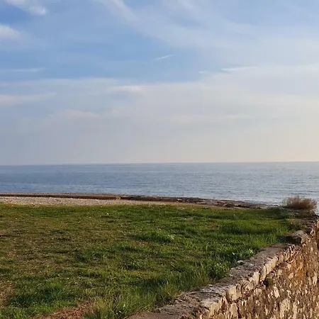 Mediterranean House 펜션 우마그